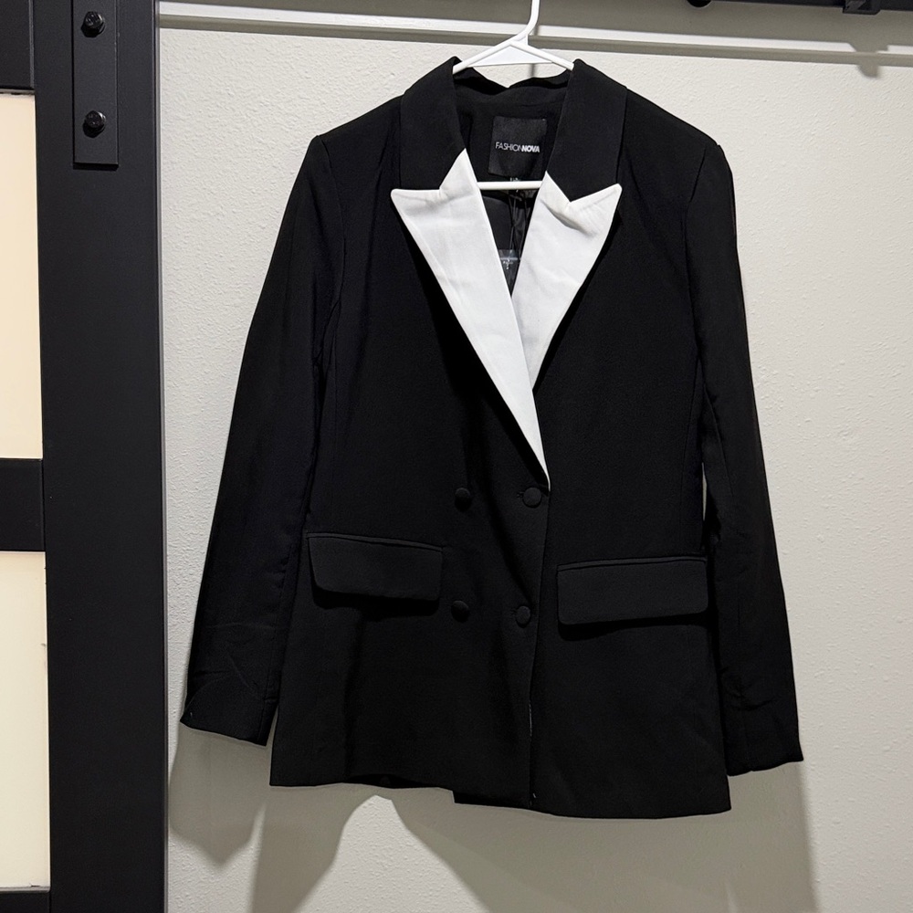 Fashion Nova Black and White Blazer
